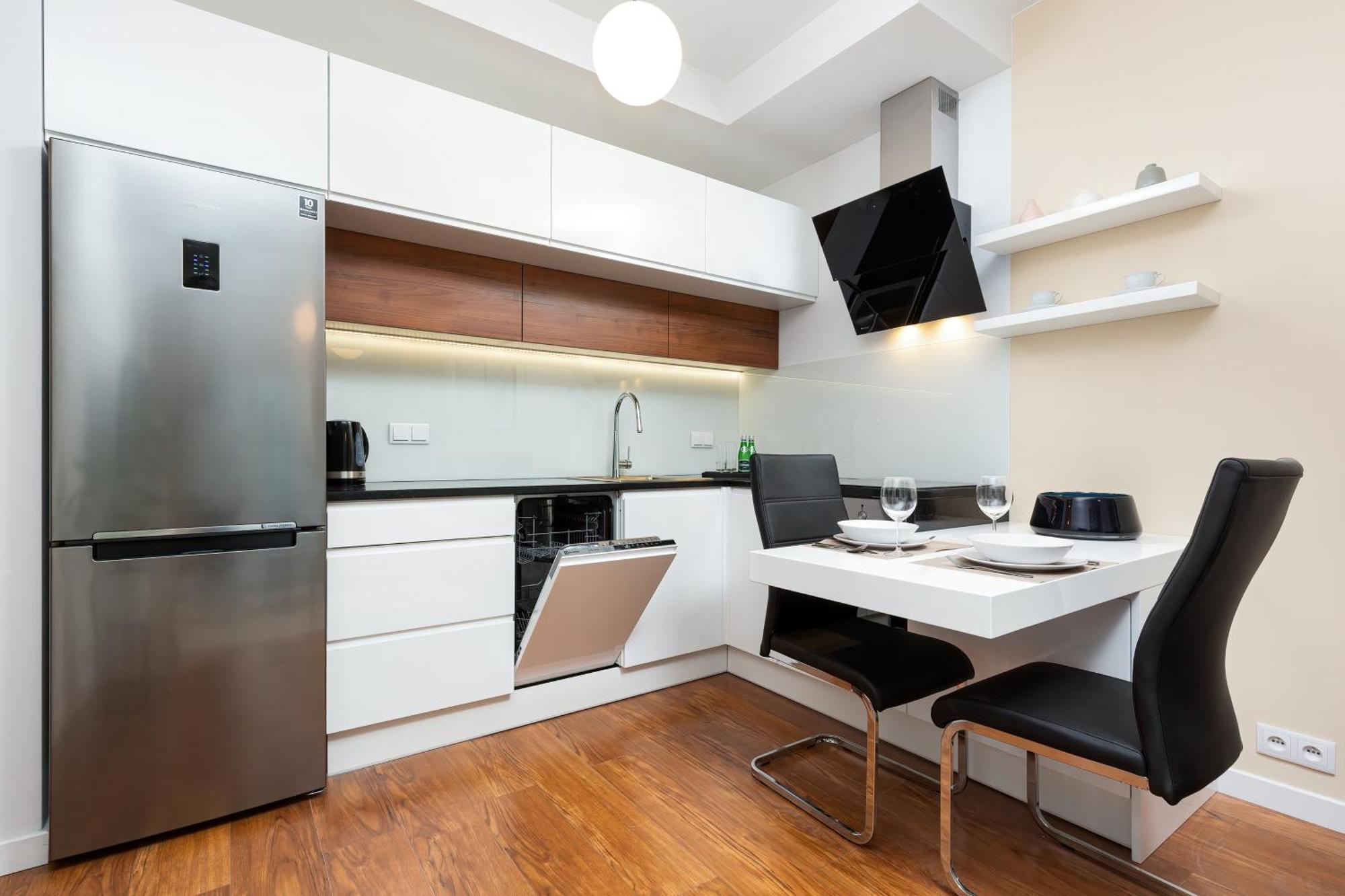 Royal City Center Mennica Residence By Noclegi Renters Warschau Exterior foto